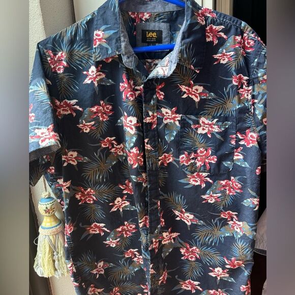 2 for $15 LEE TROPICAL HAWAIIAN MEN SHIRT  Blue Iris Sz L - Picture 1 of 6